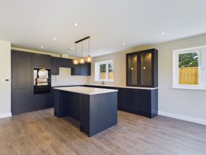 SHOW HOME (4 Myles Lane)- click for photo gallery